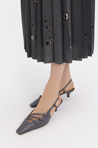 GREY PATENT LEATHER SHOE 4