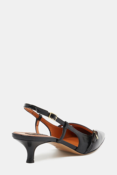 BLACK PATENT LEATHER SHOE 3