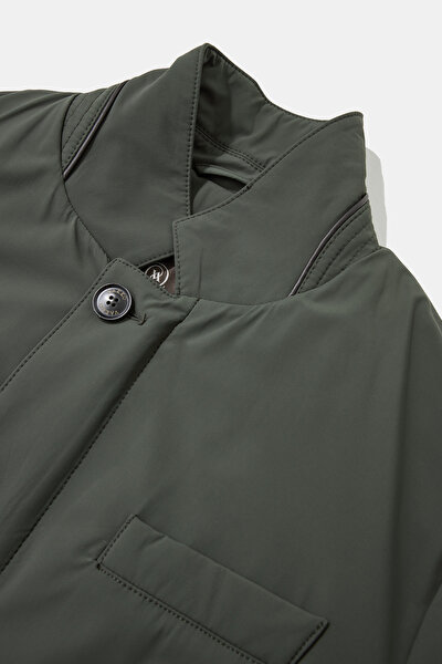 KHAKI COAT 3