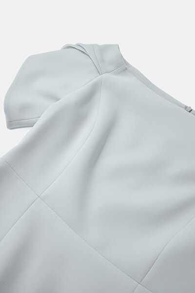 ECRU SHORT SLEEVE BELOW THE KNEE DRESS 3