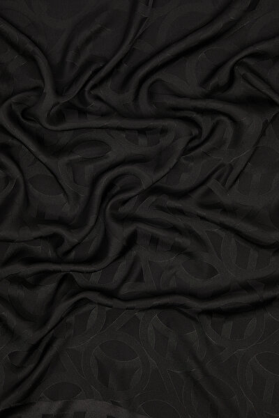 BLACK GEOMETRIC DESIGN JAQUARD SCARF 3