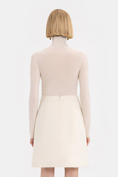 ECRU ABOVE THE KNEE SKIRT 3