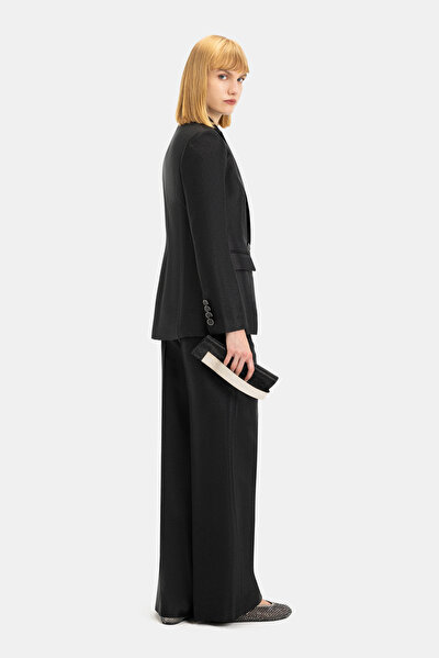 BLACK JACKET 3