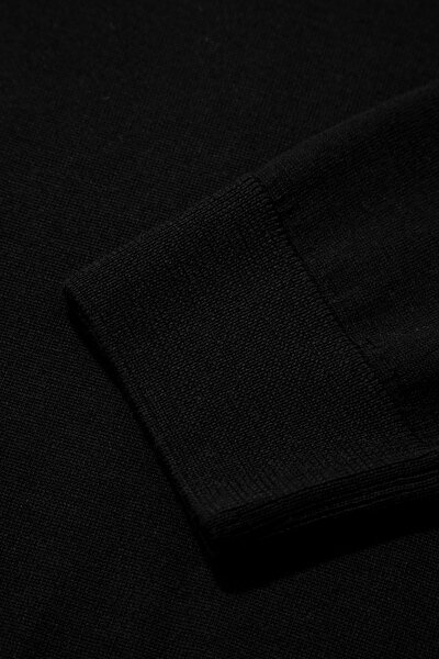 BLACK BASIC / ROUND NECKLINE TRICOT 4