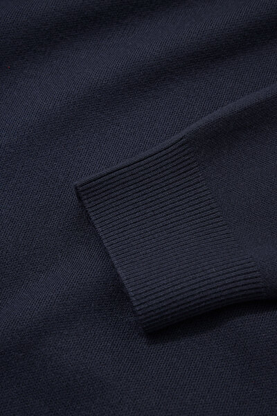 NAVY BLUE POLO NECK TRICOT 4