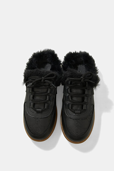 BLACK MONOGRAM LEATHER SLIPPER 4