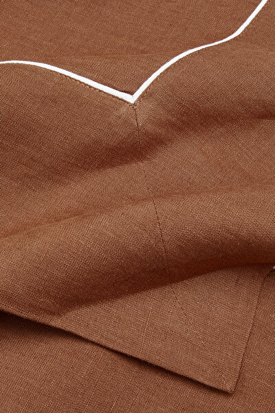 TABLECLOTH 3