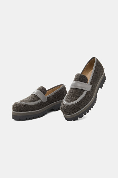 GREY SHOES 4