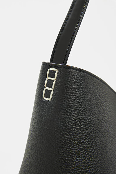 BLACK LEATHER BAG 4