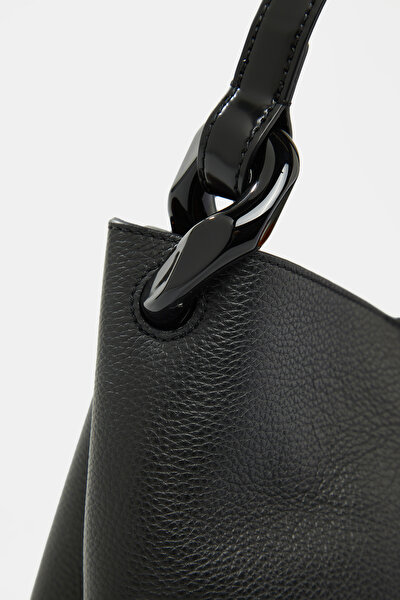 BLACK LEATHER BAG 5