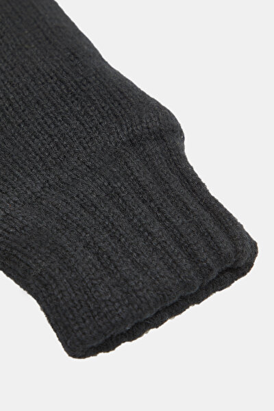 BLACK GLOVE 3