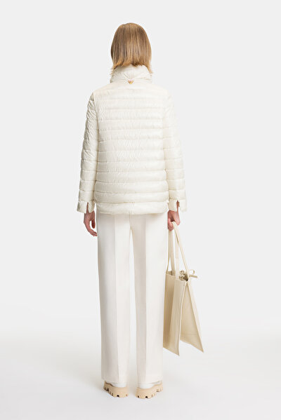 BEIGE COAT 3