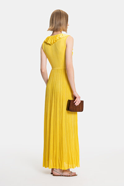 YELLOW SLEEVELESS DRESS 3