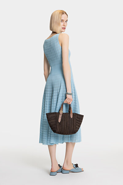 BLUE SLEEVELESS DRESS 3