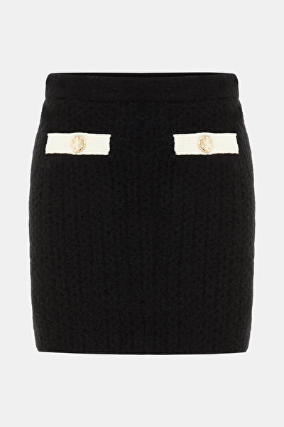 BLACK SKIRT 3