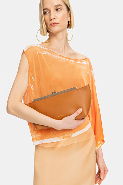 WHITE ASYMMETRIC SLEEVELESS BLOUSE 5