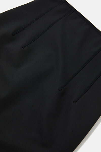 BLACK BELOW THE KNEE SKIRT 3