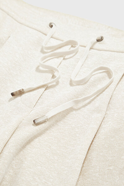 BEIGE TROUSERS 8