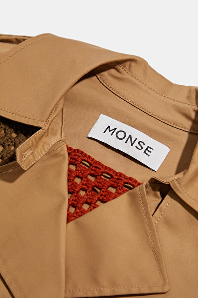 BROWN TRENCH COAT 3