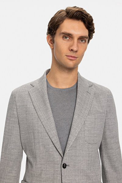 GREY JACKET 3