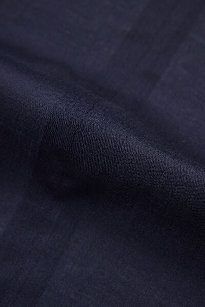 NAVY BLUE WOOL/SILK SUIT 10