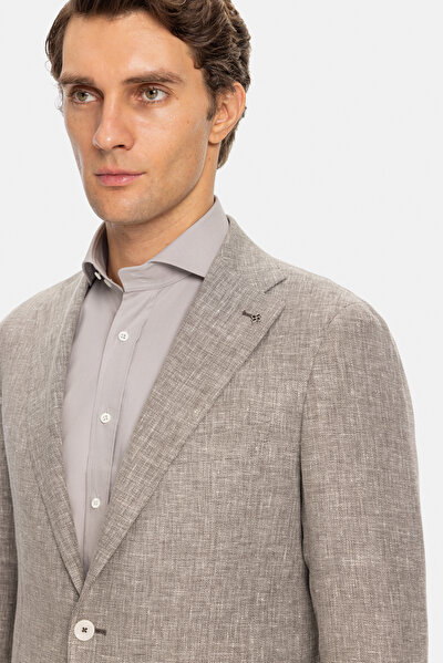 BEIGE JACKET 4
