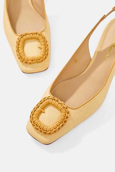 BEIGE LEATHER SHOES 5