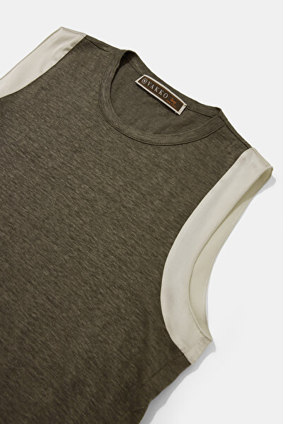 KHAKI BASIC / ROUND NECKLINE SLEEVELESS TSHIRT 3