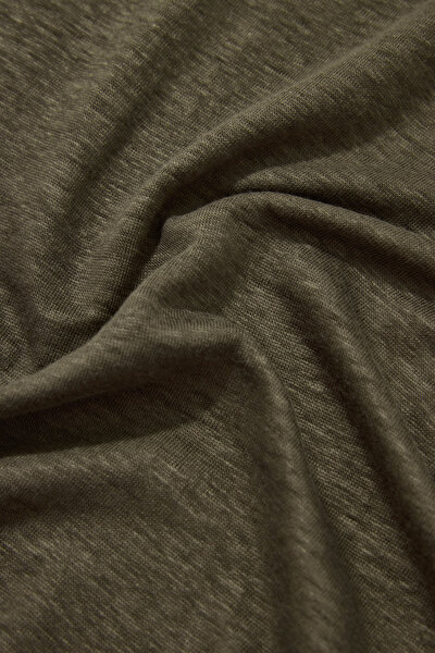 KHAKI BASIC / ROUND NECKLINE SLEEVELESS TSHIRT 4