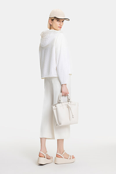 WHITE COAT 3