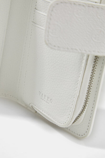 WHITE MONOGRAM WALLET 5