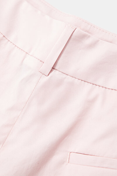 PEMBE ŞORT 8