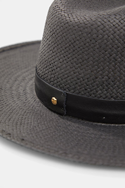 BLACK HAT 4
