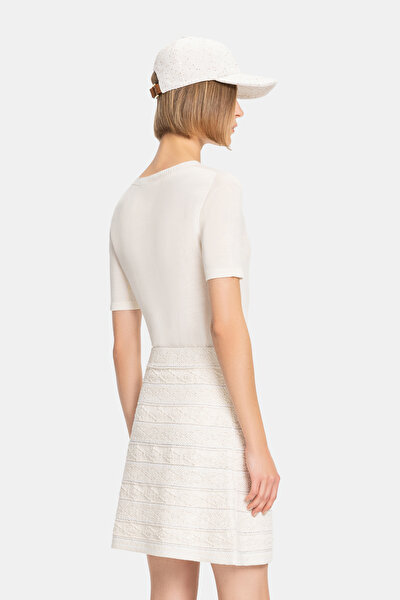 WHITE SKIRT 3