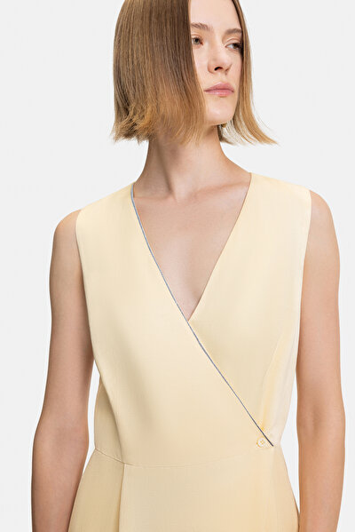 YELLOW V NECK SLEEVELESS JUMPSUIT 5
