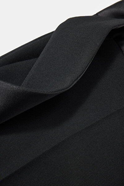 BLACK STRAIGHT CUT TROUSERS 4