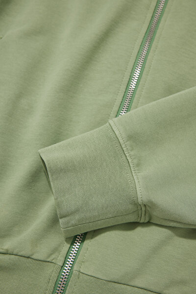 YEŞİL KAPUŞONLU SWEATSHIRT 4