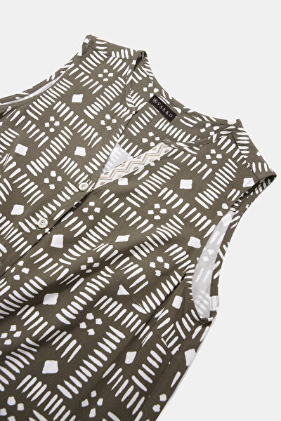 ECRU SLEEVELESS SHIRT 9