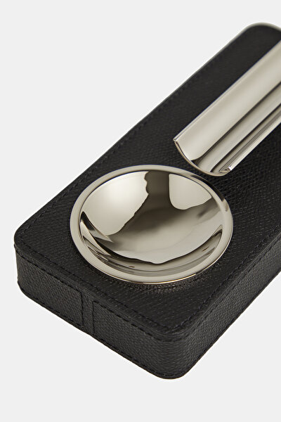 LEATHER ASHTRAY 3