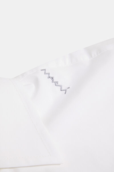 WHITE SHIRT 4