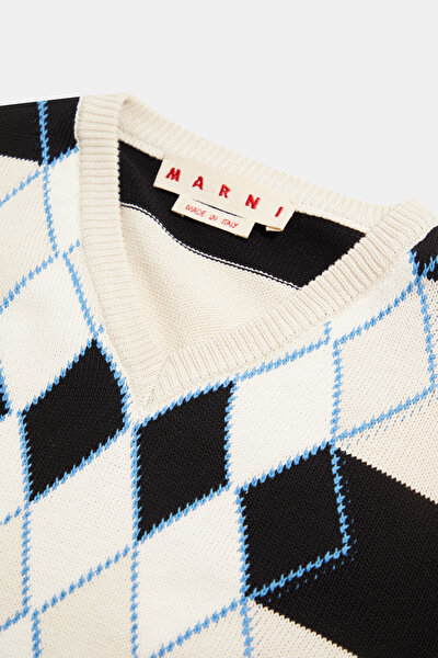 WHITE STRIPED PATTERNED JERSEY 3