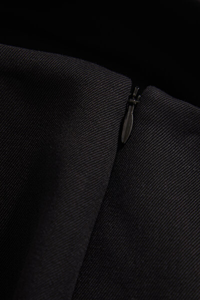BLACK WOOL SKIRT 4