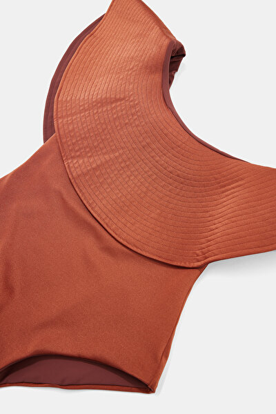 BRICK SWIMSUIT 3