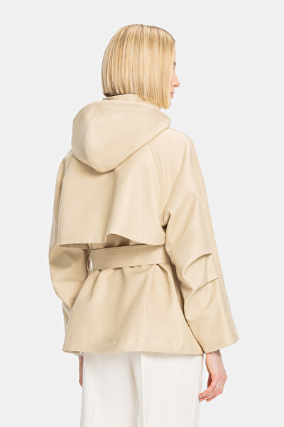 BEIGE COAT 8