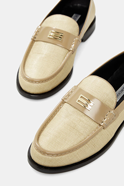 BEIGE LEATHER SHOES 5