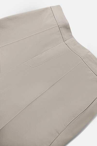 GREY STRAIGHT CUT TROUSERS 3
