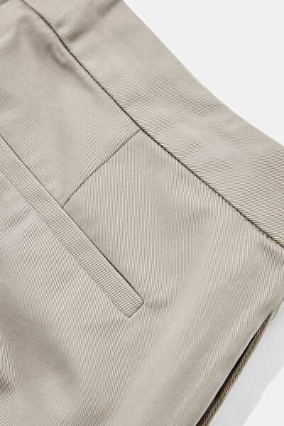 GREY STRAIGHT CUT TROUSERS 4