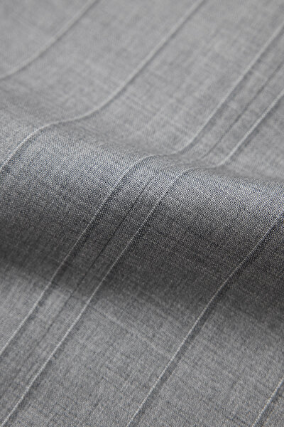 GREY WOOL SUIT 10