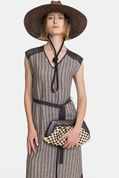 BEIGE SLEEVELESS DRESS 4