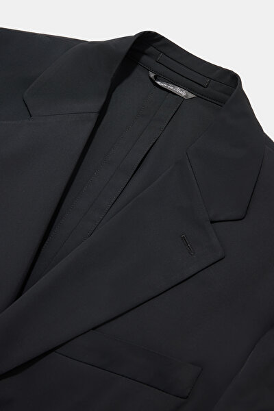 BLACK SUIT 8